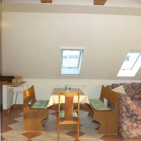 Flora Apartman Appartement
