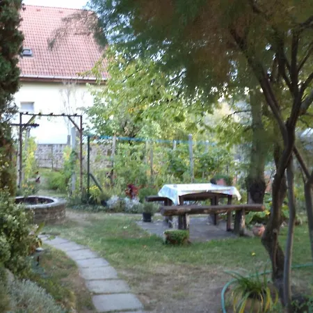 Appartement Flora Apartman